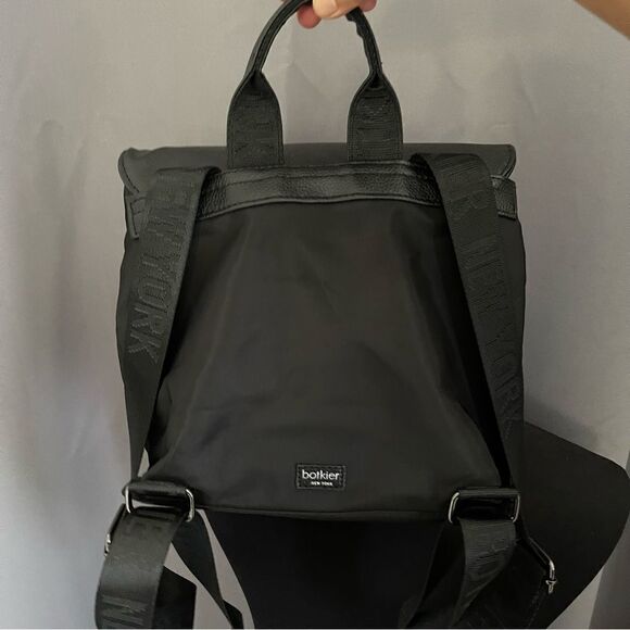 Botkier New York Black Mini Trigger Backpack - Picture 7 of 15